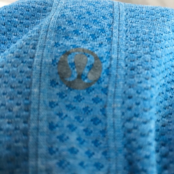 Lululemon Swiftly Tech T-Shirt 8 - Picture 3 of 4